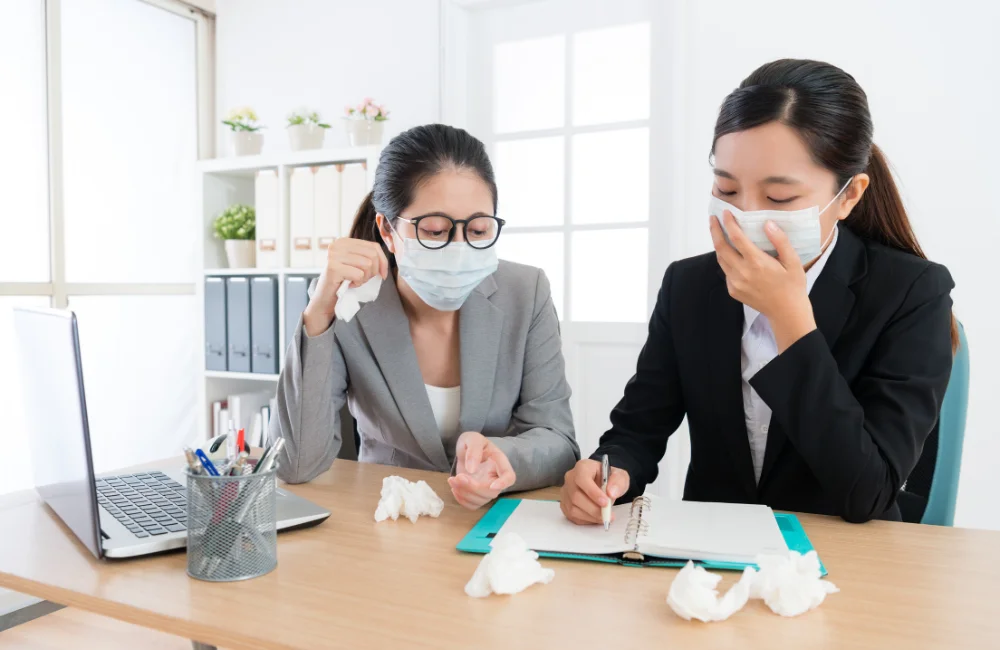 ลาป่วยได้กี่วัน และกรณีไหนต้องใช้ใบรับรองแพทย์