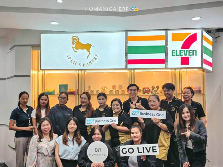 ภาพทีมงาน April’s Bakery และ Humanica ERP ในงาน Go-live SAP Business One